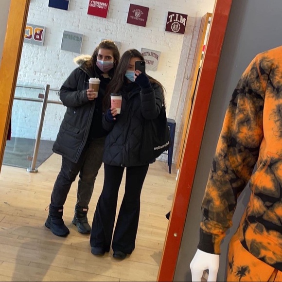 Meet your Posher, Sarah - Picture 10 of 10